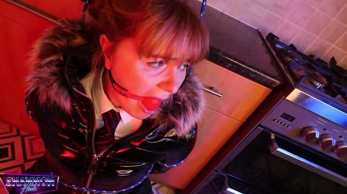 [ManyVids] Shannon Huxley - School Girl Bound + Gagged [1080p] 3