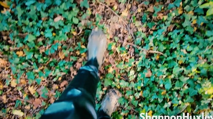 [ManyVids] Shannon Huxley - Waders Perv Fucks All My Holes [1080p] 1