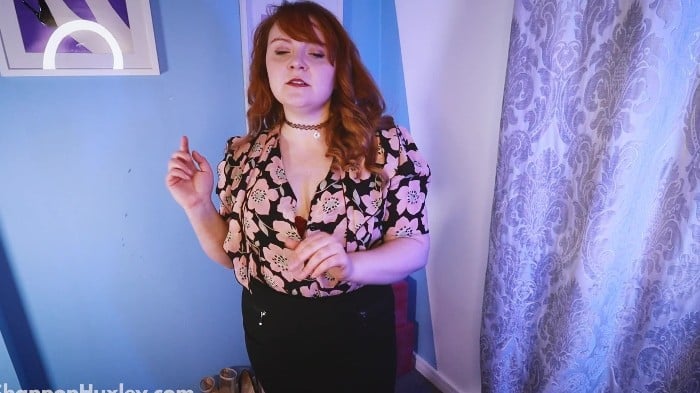 [ManyVids] Shannon Huxley - Sissy Goes Shopping [1080p] 2