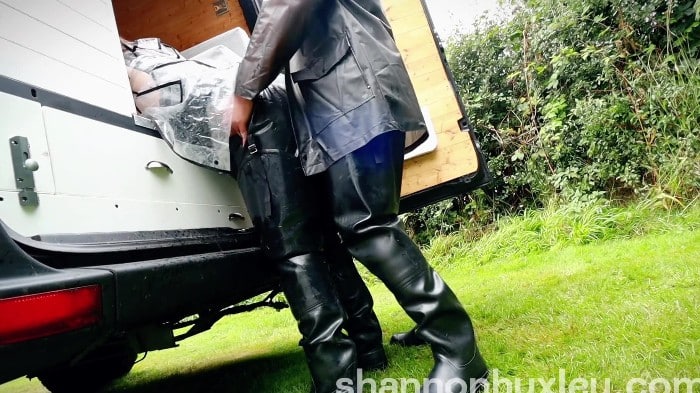 [ManyVids] Shannon Huxley - Piss Slut Rain Gear Fuck [1080p] 5