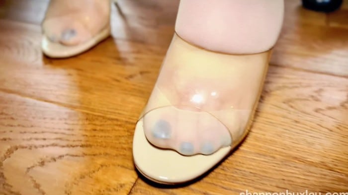 [ManyVids] Shannon Huxley - Your Teacher's Feet [1080p] 5