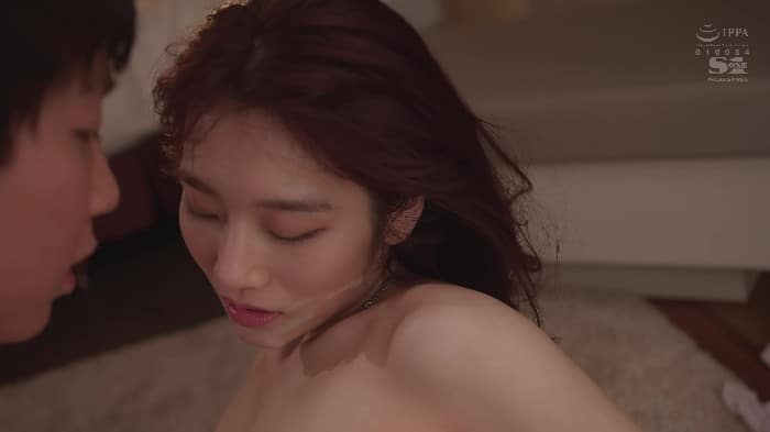 [SSIS-951] At Night, Alone With My Female Boss In A Hotel. Reverse Ntr In A Shared Room. Saika Kawakita (2160p) 3