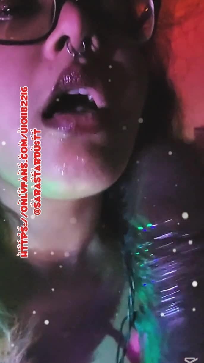 Sucking Off My Bbc Toy For Xmas 4