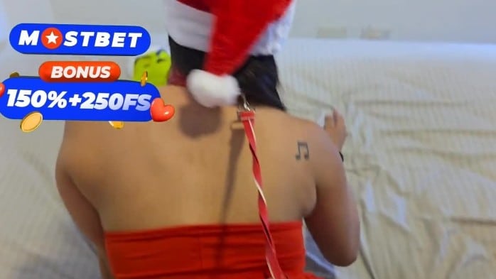 The Grinch Fucks Big Ass Latina 5