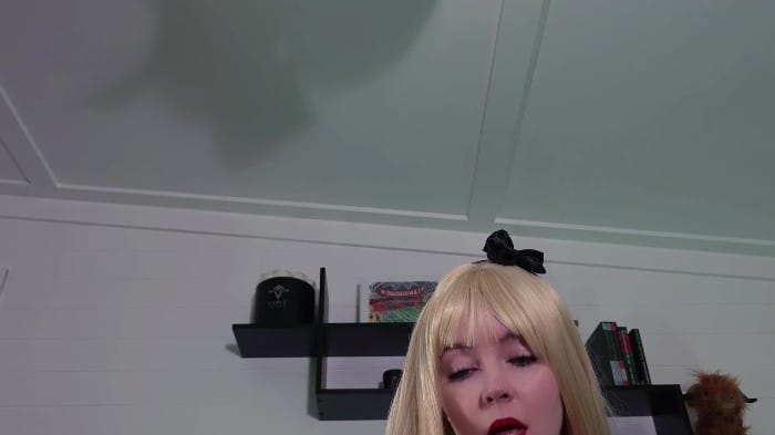 [OnlyFans] Thetinyfeettreat - A Taboo Christmas Gift 2