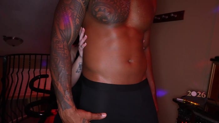 [TouchMyWife.Com] Vivian Taylor - Swingin' In A Stripclub Vip Suite (december 26, 2025) [2160p] 3