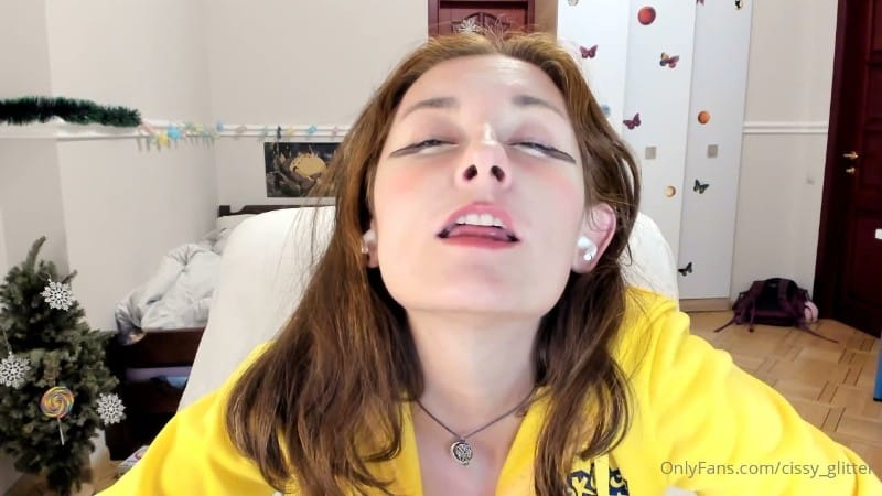 Cissy Glitter - Pls Cum Me 4