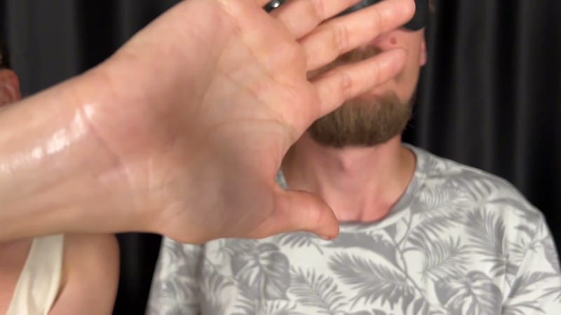 Domina Lee - Sensual Hot Kisses Of Gentle Hands Goddess 1