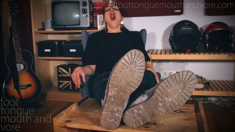 Various Amateur - January 22, 2026 Emma-S-Tired-Feet-After-Work-Winter-Socks-Boots-Bare-Feet- 28