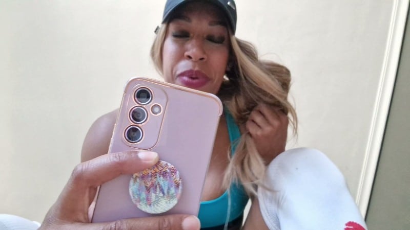 FITFLUENCER-GOBBLES-YOU-UP-VORE 4