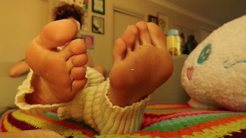 Goddess Katariina - Ignore Session For The Foot Freaks IX 2