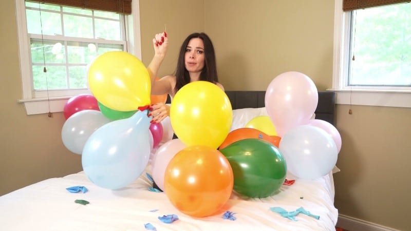 Jasmin Jai Studios - Babysitting Balloon Surprise 5