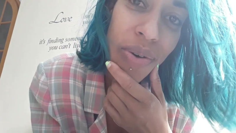 Joi-from-my-work-desk 3