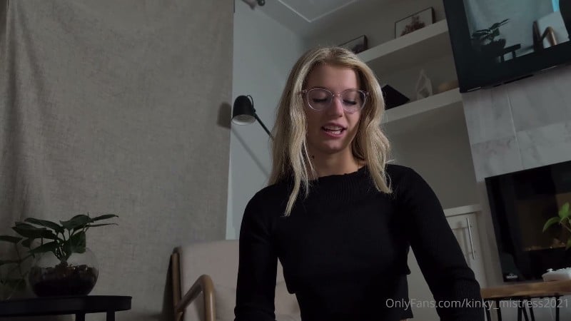 Kinky Mistress Sofia - POV Hard Kicks Earn A Handjob 3