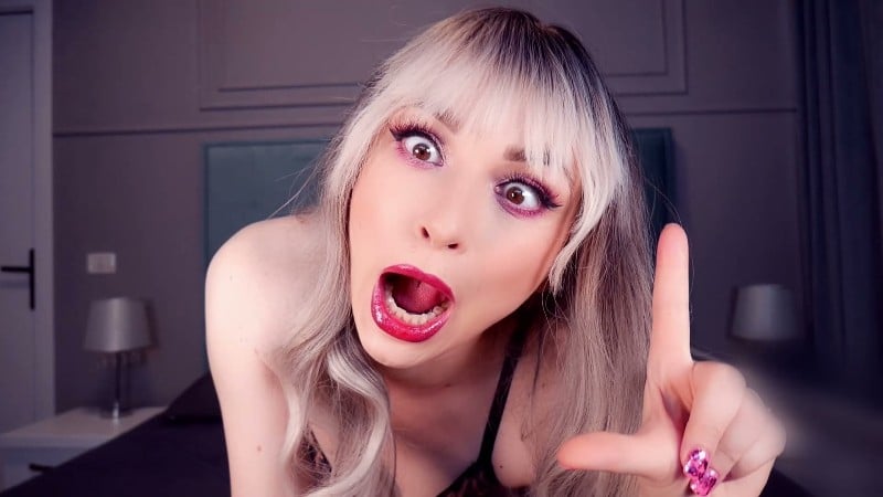 Miss Amellia - Stroking Clown 4