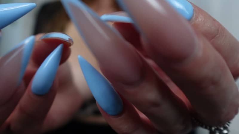 MissesDiscreets - Natural Big Tits and Killer Claws Obey While I Tease 5