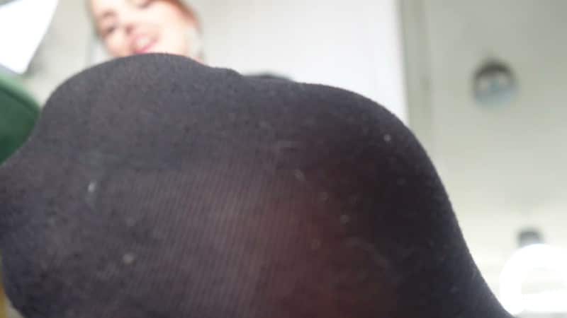 MissesDiscreets - We had a date now youre My foot slave 5