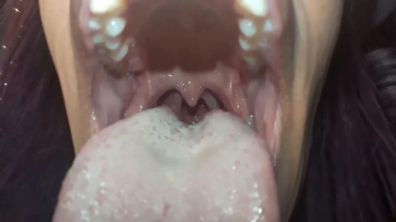 Oops-I-swallowed-my-pal 5