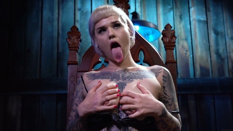 Ruby Riots - Gaze Upon Rubys Tongue 3