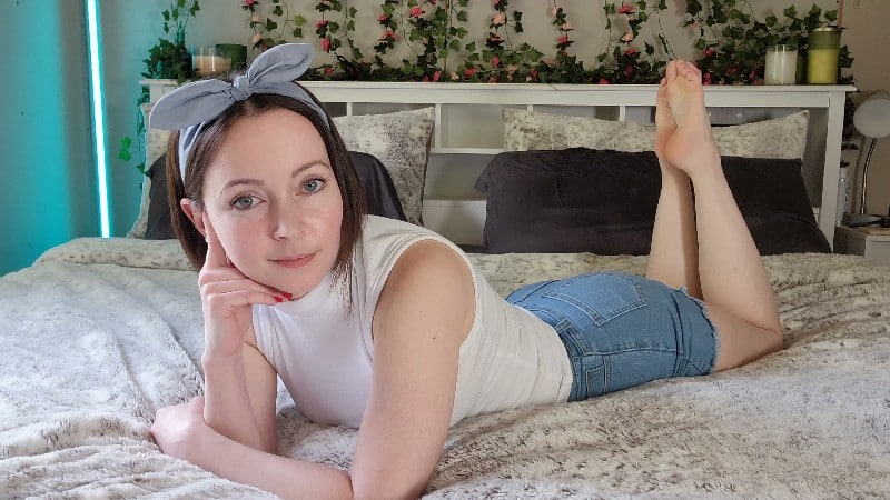 TheTinyFeetTreat - Caught You Jerking Off 3