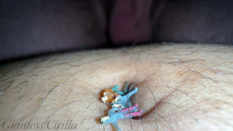 The Cirilla Emporium - Giantess Cirilla Belly Button Hot Tub 2