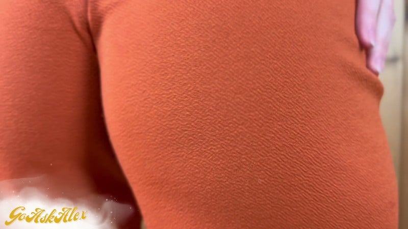 Worship-Hot-Step-Mommy 1