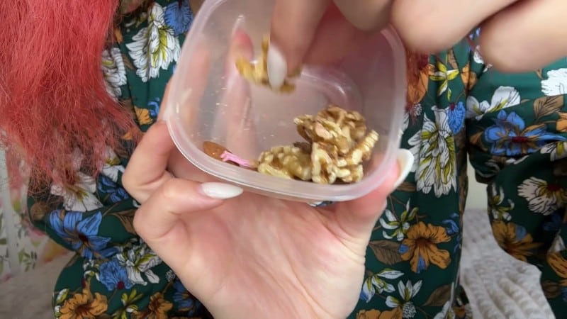 Yourhikerbabe - Anal Vore Babysitter 1