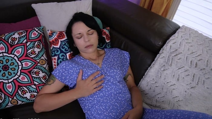 Aimee Waves - Mommy's Morning Madness (2024-07-10)[1080p] 9