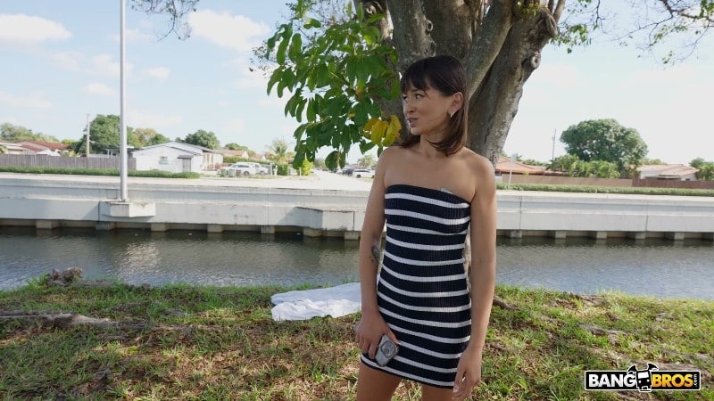 [BangBus | BangBros] 26/01/21 Ren Emi FullHD 3