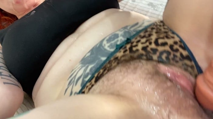 Bettie Bondage - Cumming Dildo Try Out - 2023-06-24 Original File 1080p 4