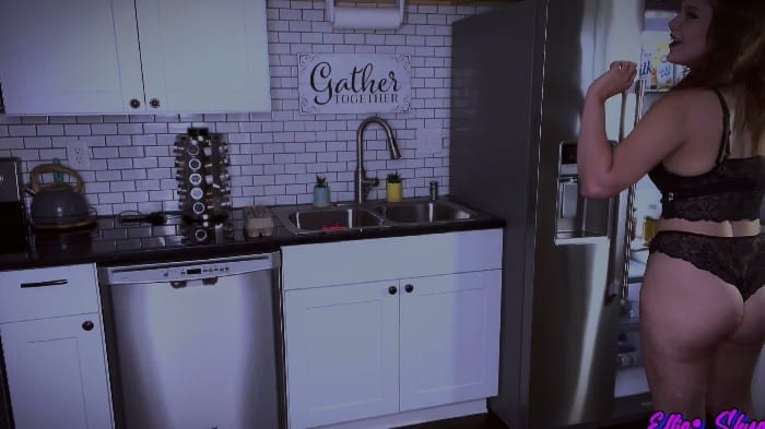 Ellie Skyes - Mommy In Your Wet Dreams 2