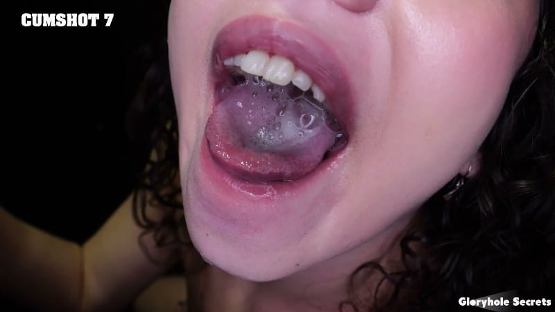 GloryHoleSecrets 26/01/09 Satine Summers Fourth Glory Hole FullHD 3