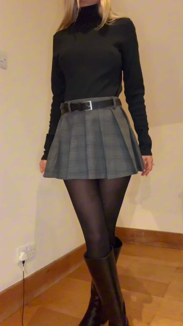 Goddess Eva (goddesseva11) Onlyfans! (up To January 23rd, 2026) 2