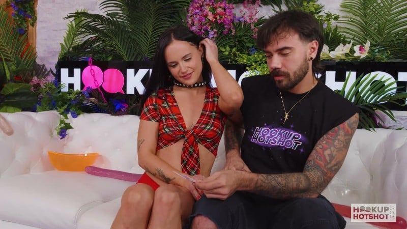 HookupHotshot 26/01/09 Episode 450 Iris Leon FullHD 2