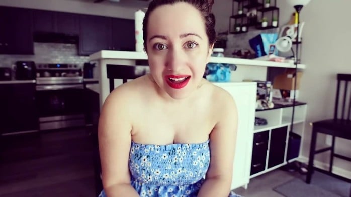 Lalunalewd - Drawing Mommy Naked 720p 6