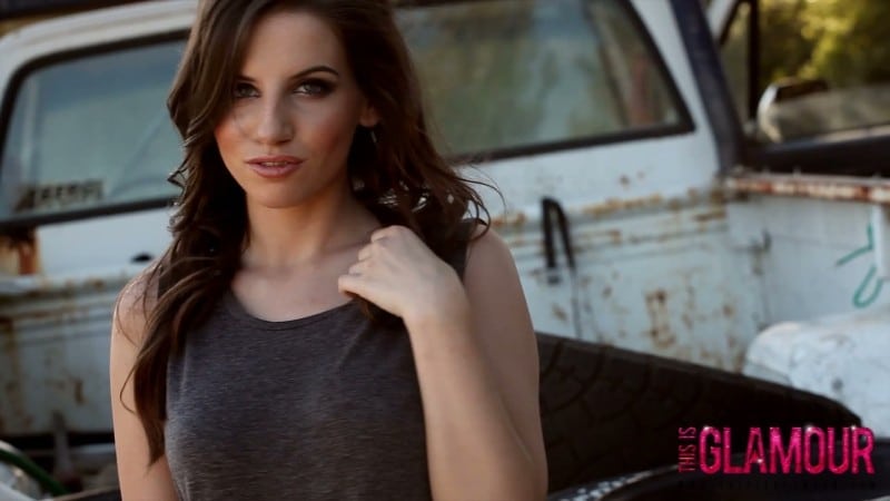 ThisIsGlamour 15 10 09 Aime Middleton Strips On A Pickup Truck FullHD 6