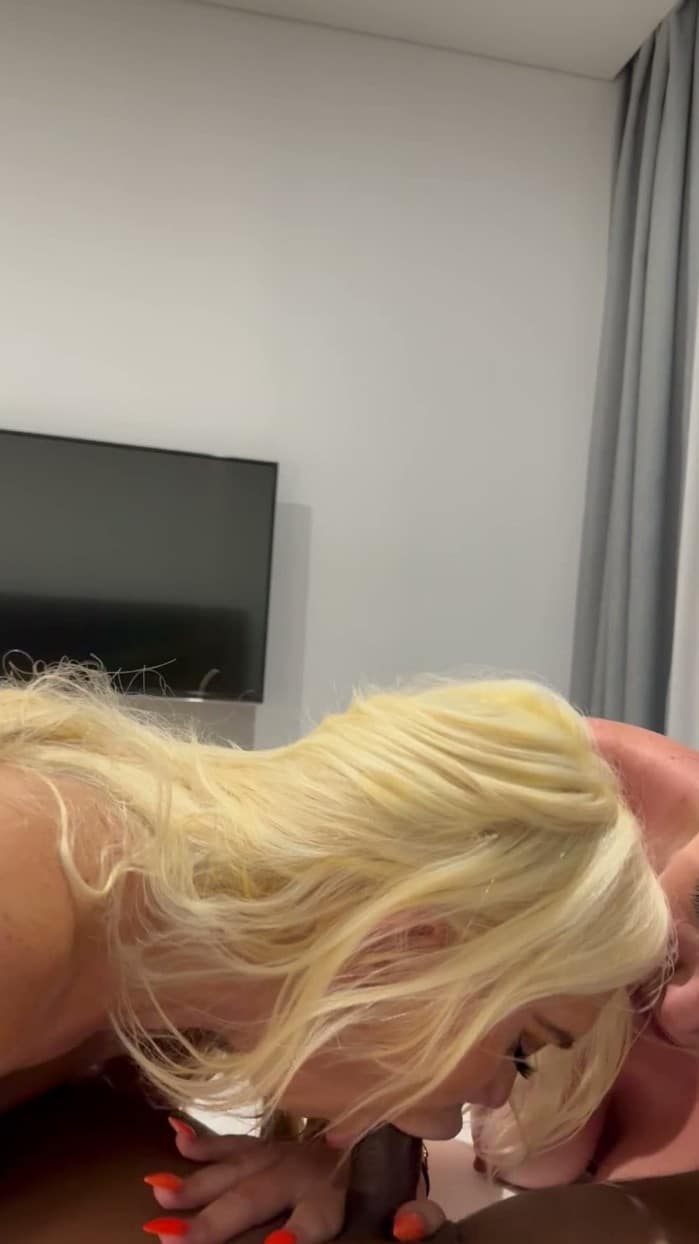 [OF-Toricummings] Blow Bbc In Bed [1920p] 1