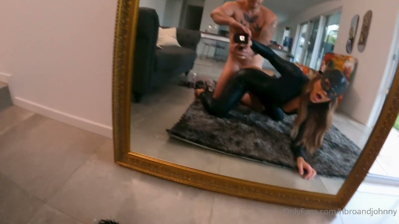 OnlyFans 2025 Holly Brougham Catwoman FullHD MP4-P2P 4