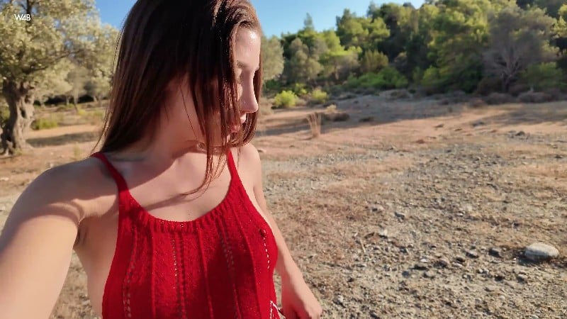 Watch4Beauty 26/01/20 Layla Scarlett Alone In The Olive Grove 4k 23