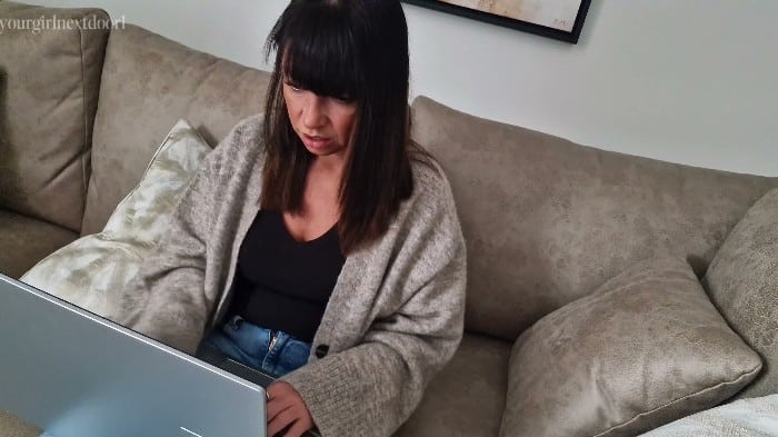 Yourgirlnextdoor1 - A Step-Mother's Obsession 5