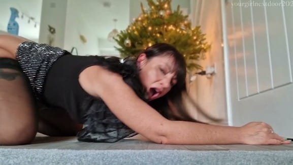 Yourgirlnextdoor1 - Snowed In With Step-Mommy 5