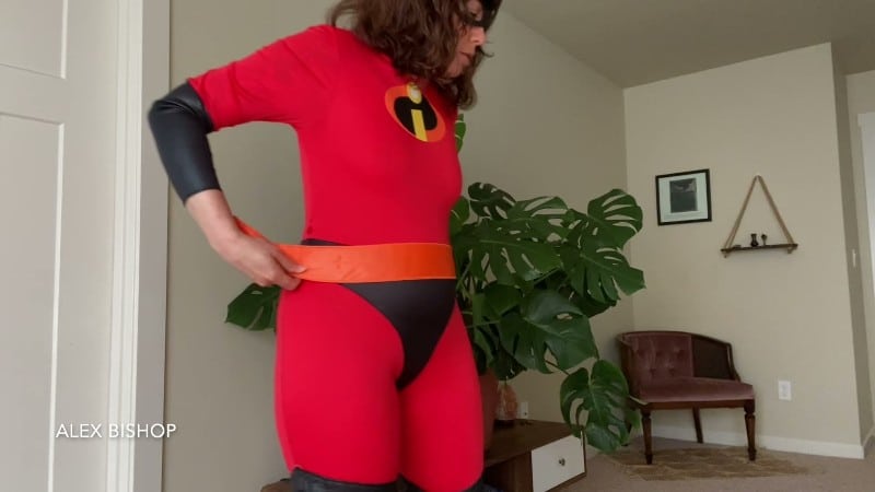 Alex Bishop - Feeding Mrs Incredible 2