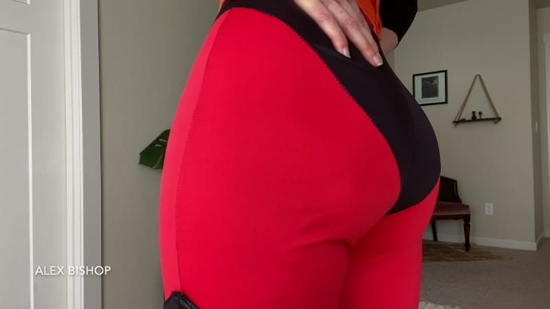 Alex Bishop - Feeding Mrs Incredible 4