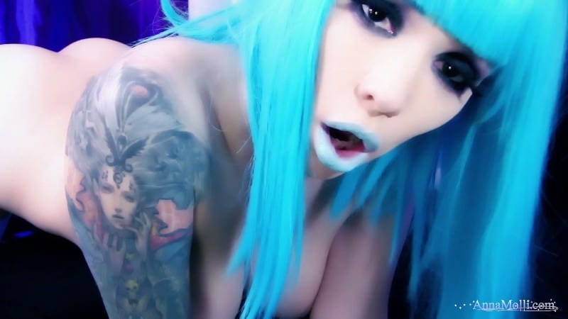 AnnaMolli - Annadroid vs Machine 3