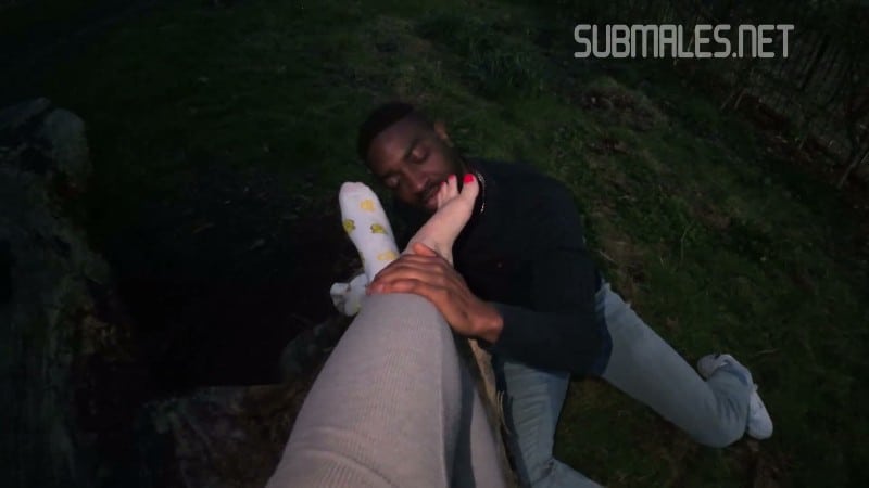 EliteFeetStreet - Fashionably Late - Public Punishment Under Katlyns Command - Ft Katlyn Moree 5