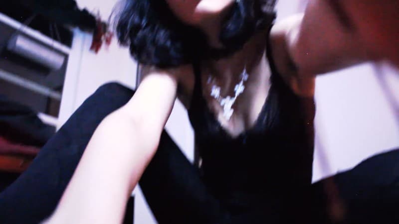 EnchantrixV - Worship my boots and get rewarded 4