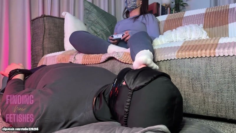 Finding New Fetishes - Stinky Sock Gaming Footrest 1