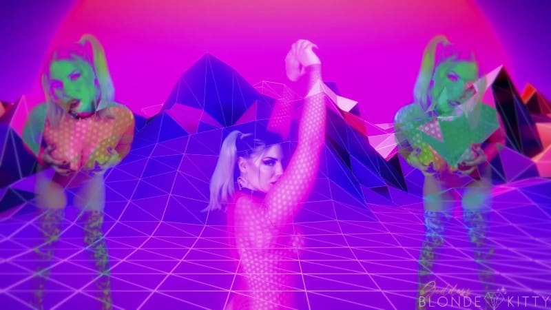 Goddess Blonde Kitty - Enter The Void 5