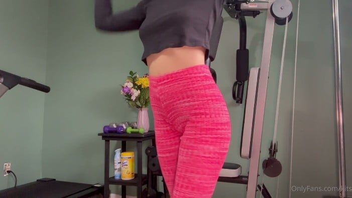 Goddess Kitsy - Your Gassy Workout Instructor 5