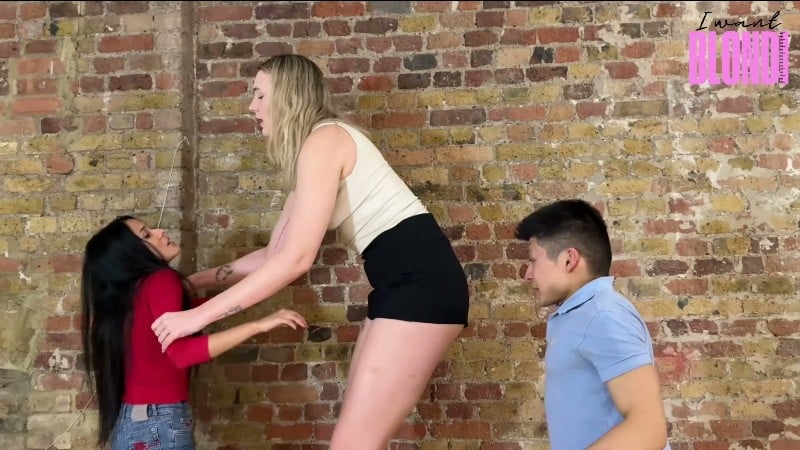 IWantBlondi - Tell Your Husband To Buy The House 5